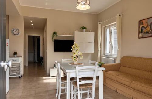 Zambrone Apartment | casa vacanze GLICINE Zambrone