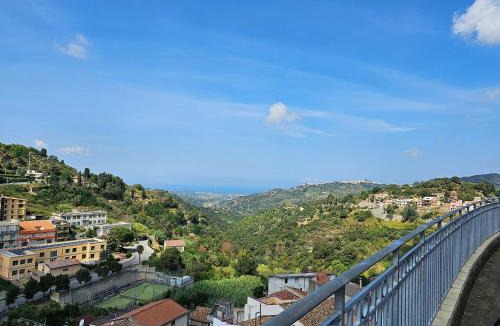 Monforte San Giorgio House | Casa Vacanze Portaterra