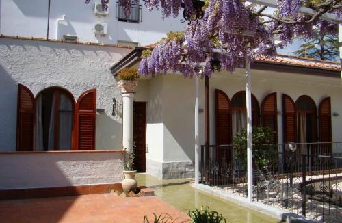 Giardini Naxos House | Casa Vacanze Villa Angelina