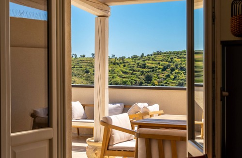Noto Historic Centre Ski Chalet | Casa Verga con Terrazza by Wonderful Italy