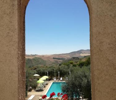 Castronuovo di Sicilia Bed & Breakfast | Casale di Riena