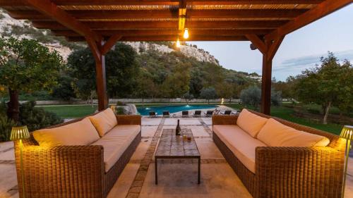Casa Papa Villa | Casale Palombieri by DomuSicily