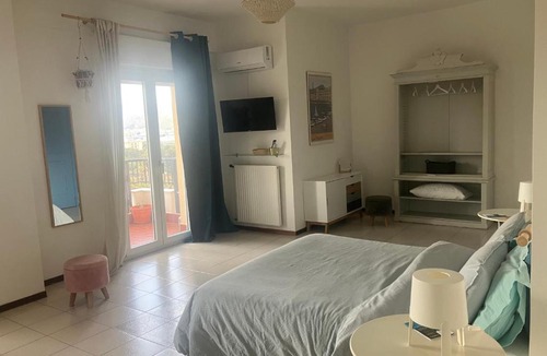 Corso dei Mille - Sant'Erasmo House | CasaMare Sant'Erasmo Sea View suites & apartment