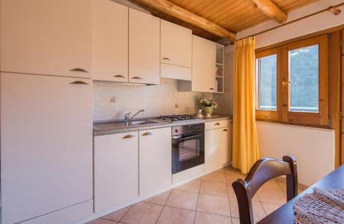 Pucara Apartment | Case Vacanze Dalisa Castagno Con Parcheggio