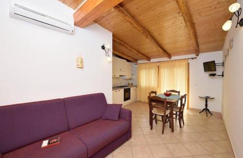 Pucara Apartment | Case Vacanze Dalisa Castagno Con Parcheggio