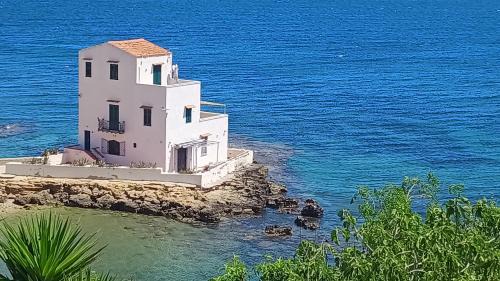 Porticello House | Casetta Bianca Luxury