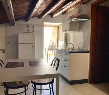 Palazzo Adriano Apartment | Casetta in piazza