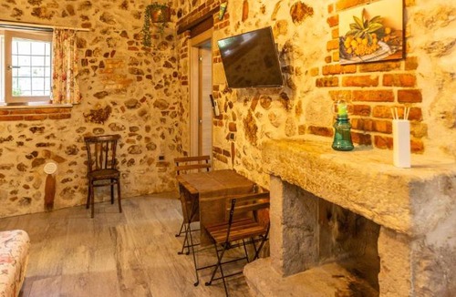 Sala Apartment | Casicarillo 800