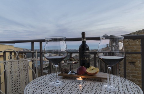 Agrigento Apartment | Casuzza di Girgenti with a view of the Valley of the Temples!