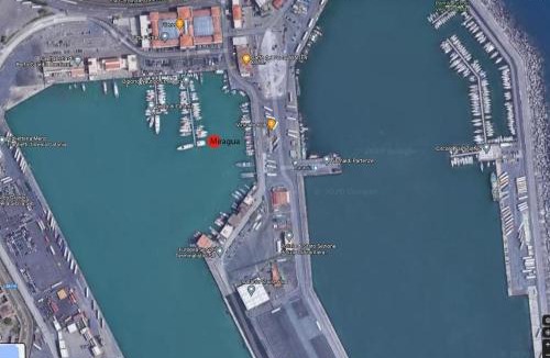 Old Town Boat Rental | Catamarano Miragua - Resort on board in Catania