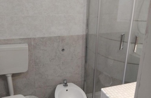 Contrada Pantano d'Arci Bed & Breakfast | CATANIA AIRPORT ROOM BAGNO PRIVATO iN CAMERA