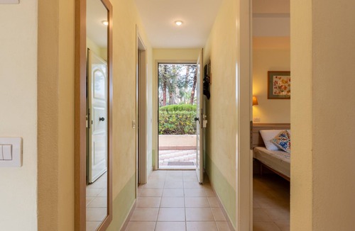 Mazzaforno Apartment | Cefalù Seaside Pool Villa with Shared Pool, Wi-Fi and Air Conditioning