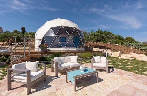 Castellammare del Golfo Villa | Chalet 'Dome On The Hill with Jacuzzi' with Sea View, Wi-Fi and Air Conditioning