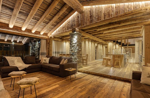 Valtellina Ski Chalet | Chalet "Akchalet Akon" with Mountain View, Heated Indoor Pool & Wi-Fi