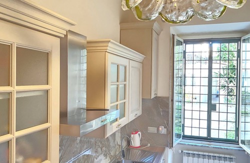 Testaccio Apartment | Charming 2-bedroom and 2-bathroom apartment with AC, WiFi in Roma