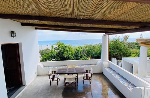 San Vincenzo House | Charming 2-bedroom house in gorgeous Stromboli with AC