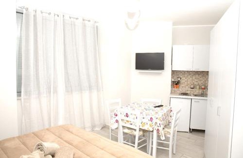 Barra Apartment | Charming Apartment in Napoli with Free Parking - 35m²