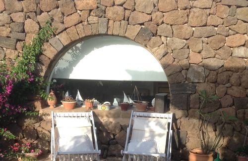 Pantelleria House | Charming dammuso with spectacular sunsets on Africa