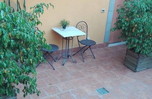 Messina House | Charming detached house surrounded by large level terrace