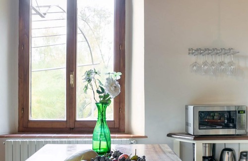 Simignano Villa | Charming Tuscan Villa with pool, hot tub, A/C,Siena 15 km