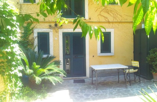 Tropea Villa | Charming villa in liberty style with beautiful garden in Tropea ctr beach close