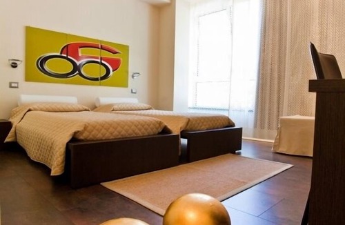 Barcellona Pozzo di Gotto House | Cinquecento B&B