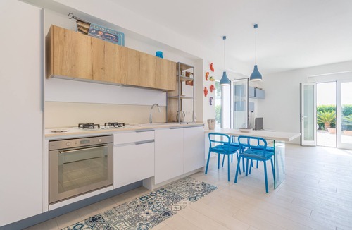 Marina di Ragusa Villa | Clotilde, elegant villa 30 meters from the sandy beach of Marina di Ragusa