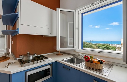 Torre Vado Apartment | Complesso Azzurro 1 Near The Beach, Salve, Italy