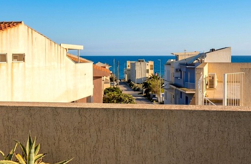 Casuzze Apartment | Concy's Jacuzzi - Private Suite with Sea View and Exclusive Terrace