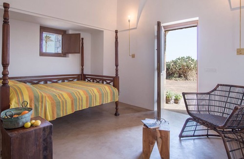 Pantelleria Villa | Corte Pantesca II, chic dammuso with pool, seaviews and sunset