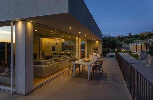 Casa Papa Villa | Corten House - Luxury villa with pool and panoramic view