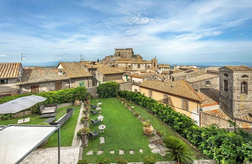 Soriano nel Cimino Condo | Cosy 1-Bed Apartment | Historic Resort | Sleeps 4