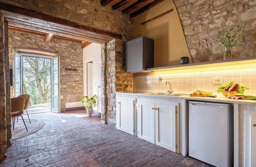 Sambuca Apartment | Cosy apartment for 2 people with WIFI, pool, close to Greve In Chianti