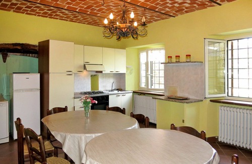 Cortazzone Villa | Cosy apartment in villa for 14 guests with pool, WIFI, patio and pets allowed