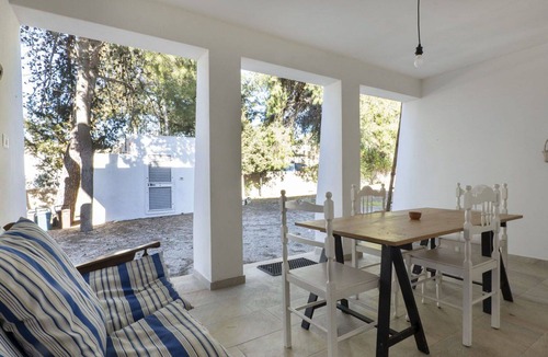 Torre Vado Apartment | Cosy apartment for 4 guests with A/C, TV, terrace and pets allowed
