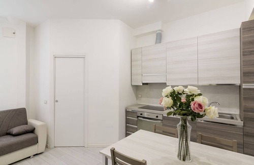 Garbatella Apartment | Cosy apartment for 4 people with A/C, WIFI and TV