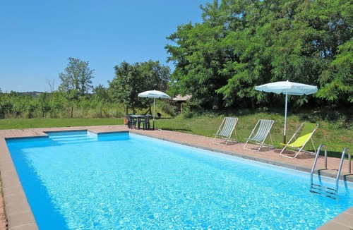 Bagnoregio Villa | Cosy apartment in villa for 2 people with pool, WIFI and patio