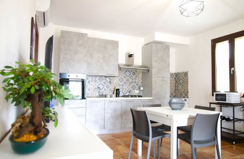 Campofelice di Roccella Villa | Cosy Countryside comfy Retreat near the Sea, Close to Cefalù, Pet Friendly!