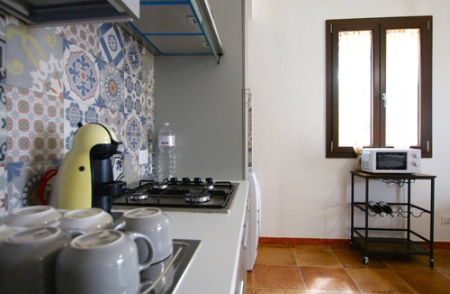 Campofelice di Roccella Villa | Cosy Countryside comfy Retreat near the Sea, Close to Cefalù, Pet Friendly!