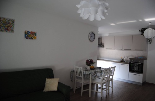 Fisciano Apartment | Cosy flat with free parking, near Amalfi Coast and Naples, greenery and peaceful!