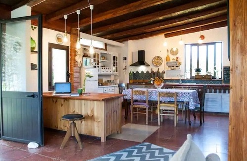 Campofelice di Roccella Villa | Cosy & spacious countryside Villa with Private Pool, Garden, near the Sea