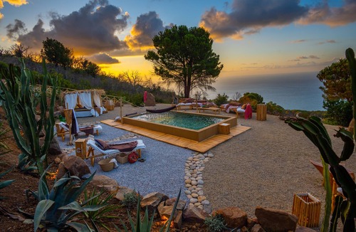 Cefalu Villa | COTTAGE RENTAL WITH PRIVATE POOL BY THE SEA CEFALù SICILY ITALY