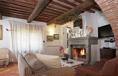 Manciano Villa | Country House Villa Giulia, private pool, in the heart of MAREMMA TOSCANA