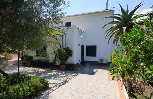 Patti House | Country villa with a view of the Aeolian Islands