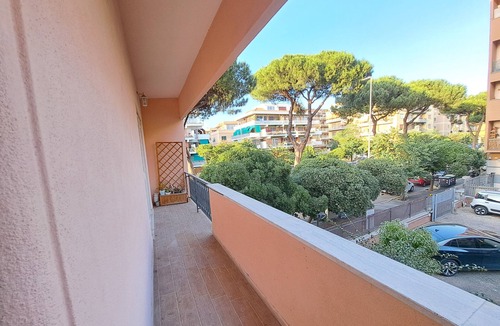 Quartiere XXXIV Lido di Ostia Levante Apartment | Cozy accommodation near the metro and the historic center