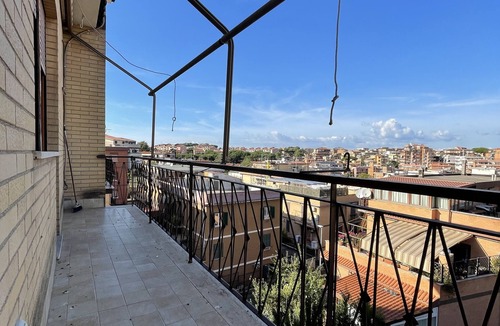 Suburbio VII Portuense Apartment | Cozy and spacious, short distance from areoport and new fair of Rome.
