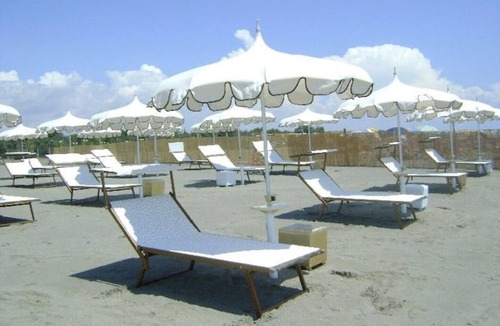 Policoro Apartment | Cozy apartment 4 minutes from the sea with a view of the city.