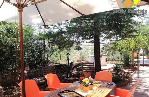 Ribera Apartment | Cozy apartment few minutes driving from beach paradises