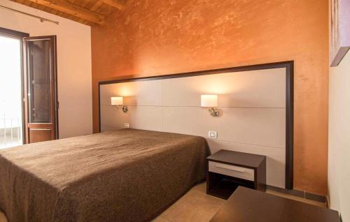 Mazzarino House | Cozy Apartment In Mazzarino With Swimming Pool
