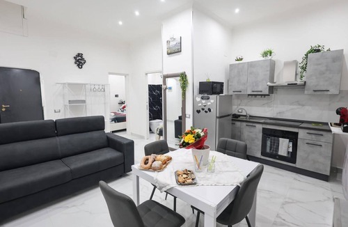 Materdei House | Cozy apartment in the heart of Naples.